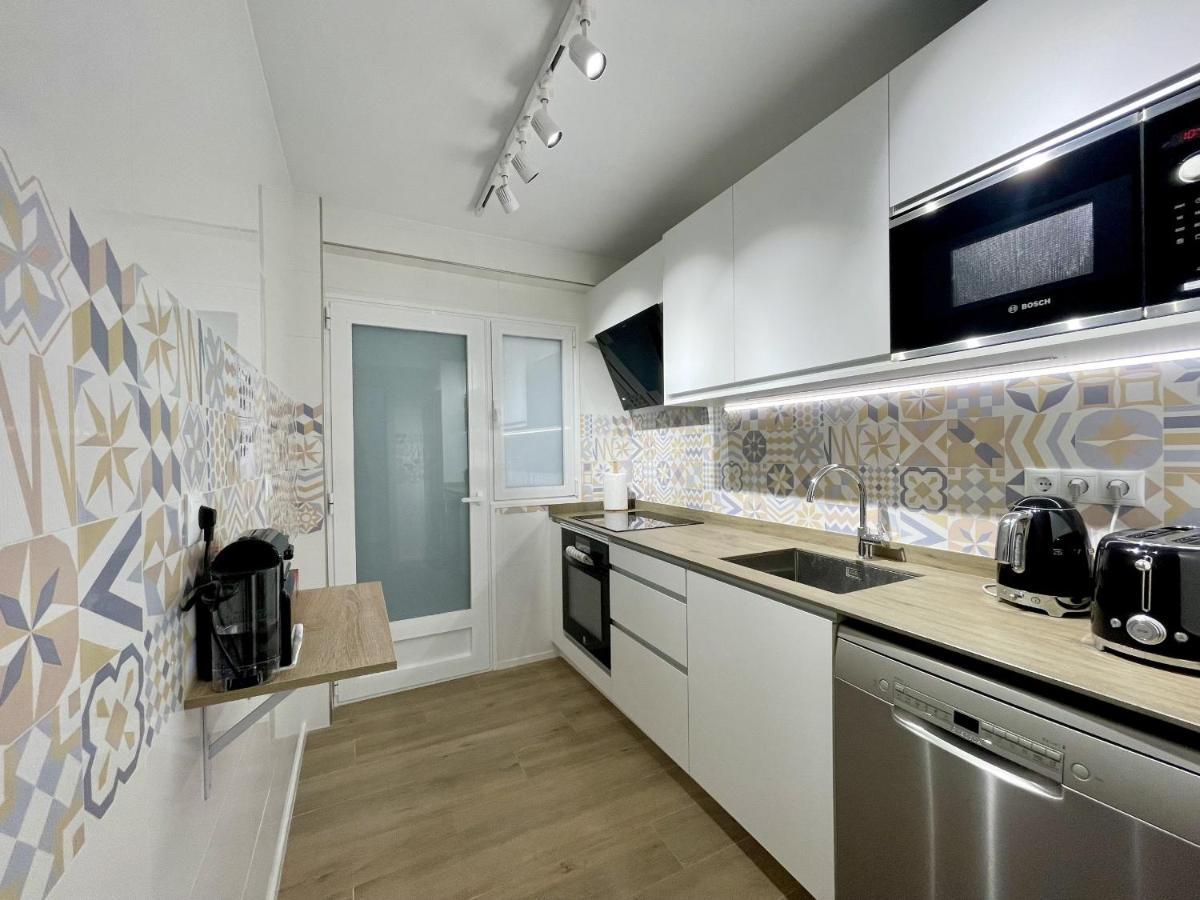 Deluxe Center Apartment *